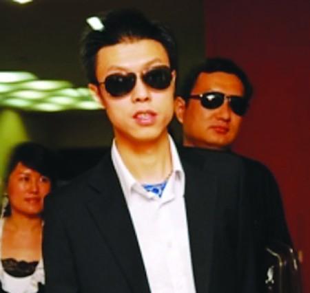 股市狂徒和人赌命 预言频频出错
